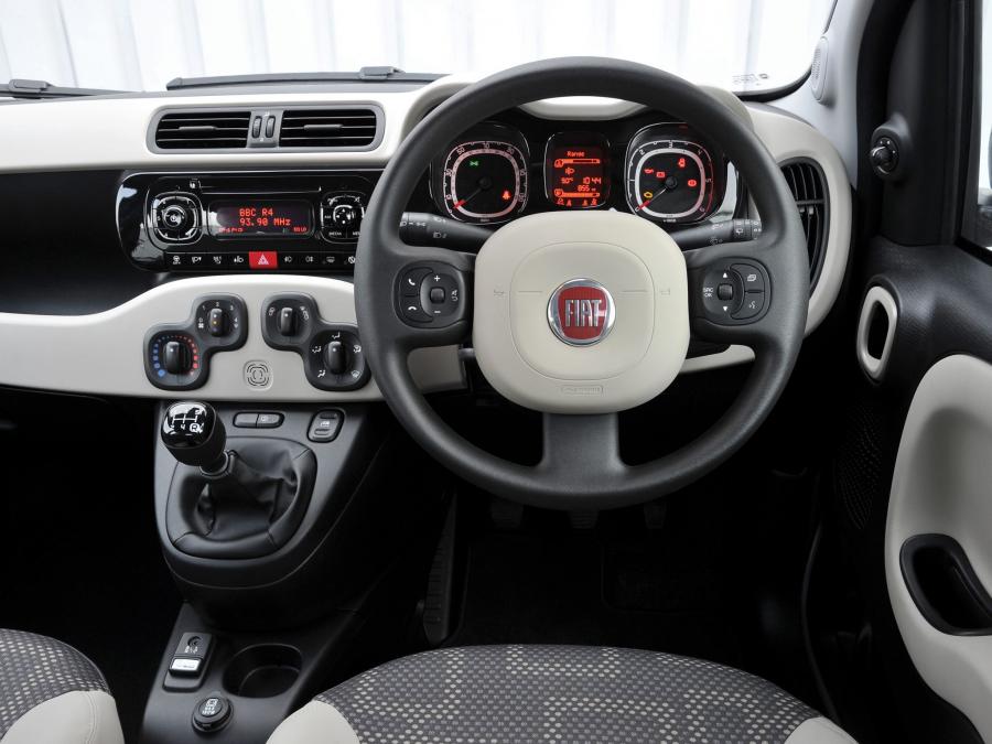  Fiat Panda Trekking 2013 года  (UK) (фото 2 из 14)